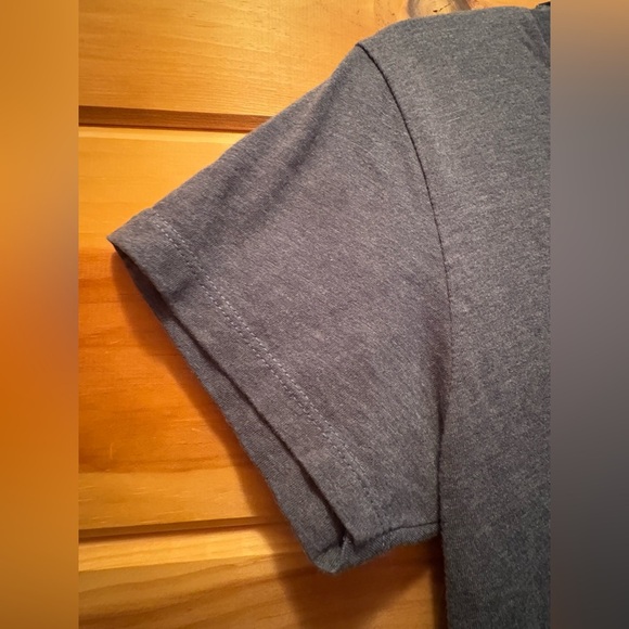 John Deere Floral Antlers Tee T Shirt Gray Large. NWOT - Picture 5 of 9